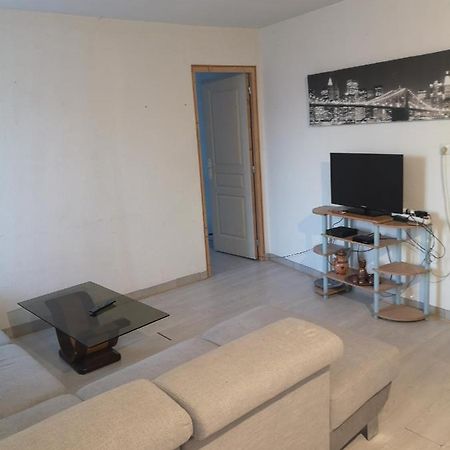 F1 1Er Etage 3 Personnes Apartman Aubenas Kültér fotó